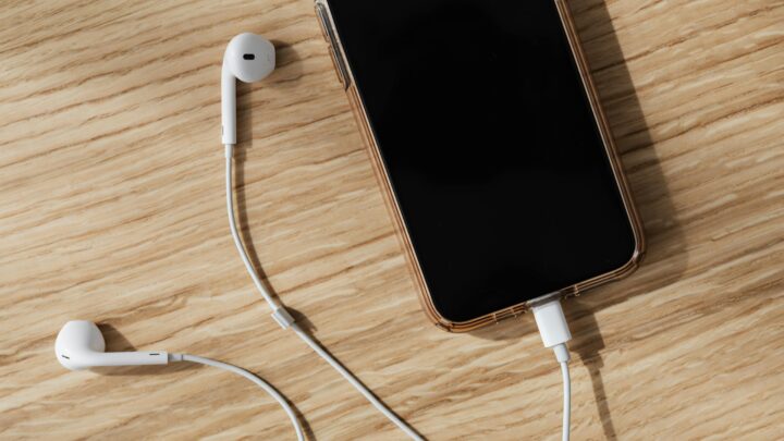 Truques para aumentar o volume do celular sem instalar apps