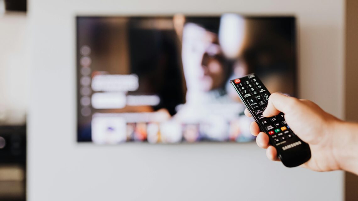 Smart TV Lenta? Veja Como Melhorar o Desempenho e Evitar Travamentos Smart TV Lenta? Veja Como Melhorar o Desempenho e Evitar Travamentos